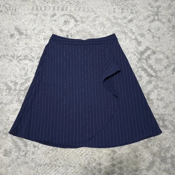 BANANA REPUBLIC NWT Navy with White Pinstripe, Cascade A-line Skirt, 00P - Picture 2 of 14